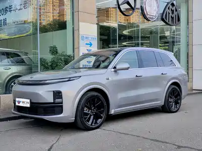 Li Auto L8