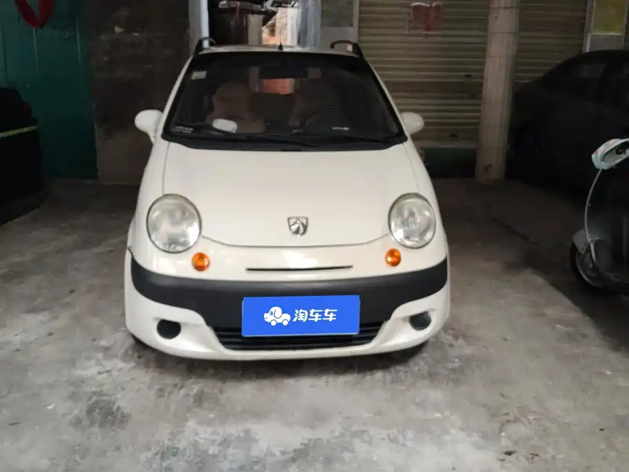 Baojun Lechi 2013 2012 Facelift 1.0L Manual P-TEC Comfort