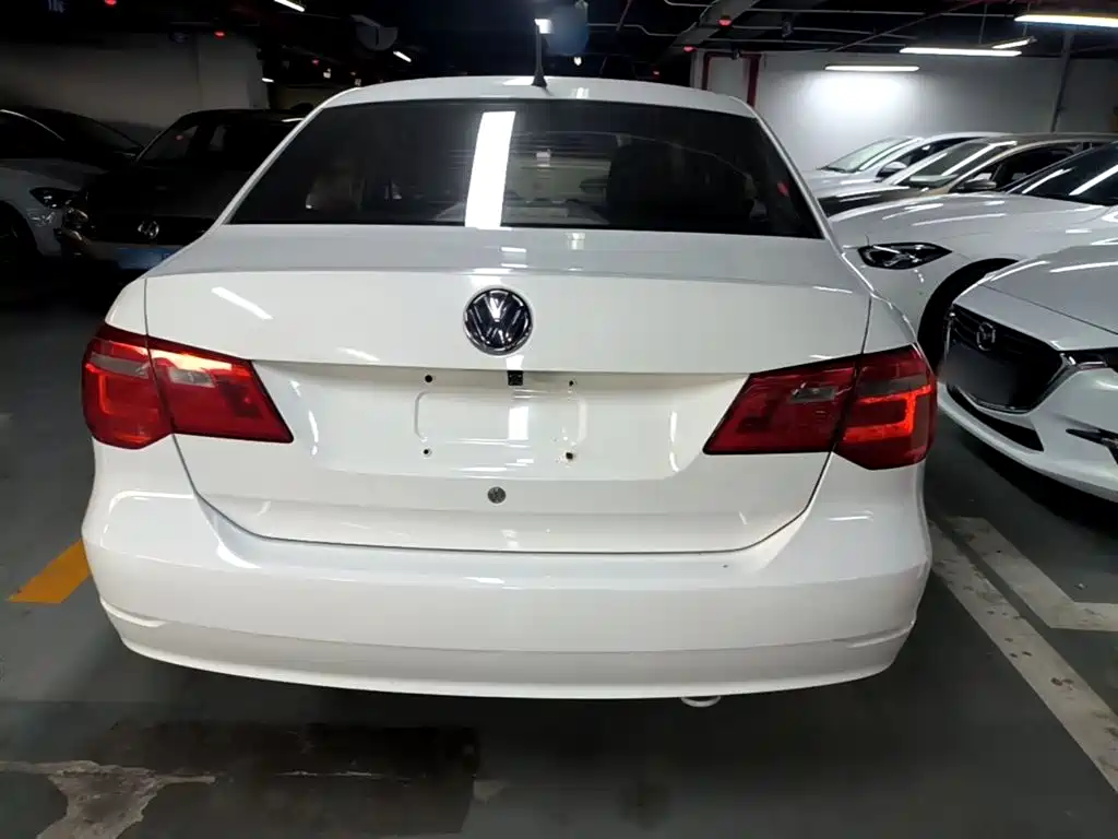 Volkswagen Jetta 2015 Value Edition 1.6L Manual Fashion фото 6