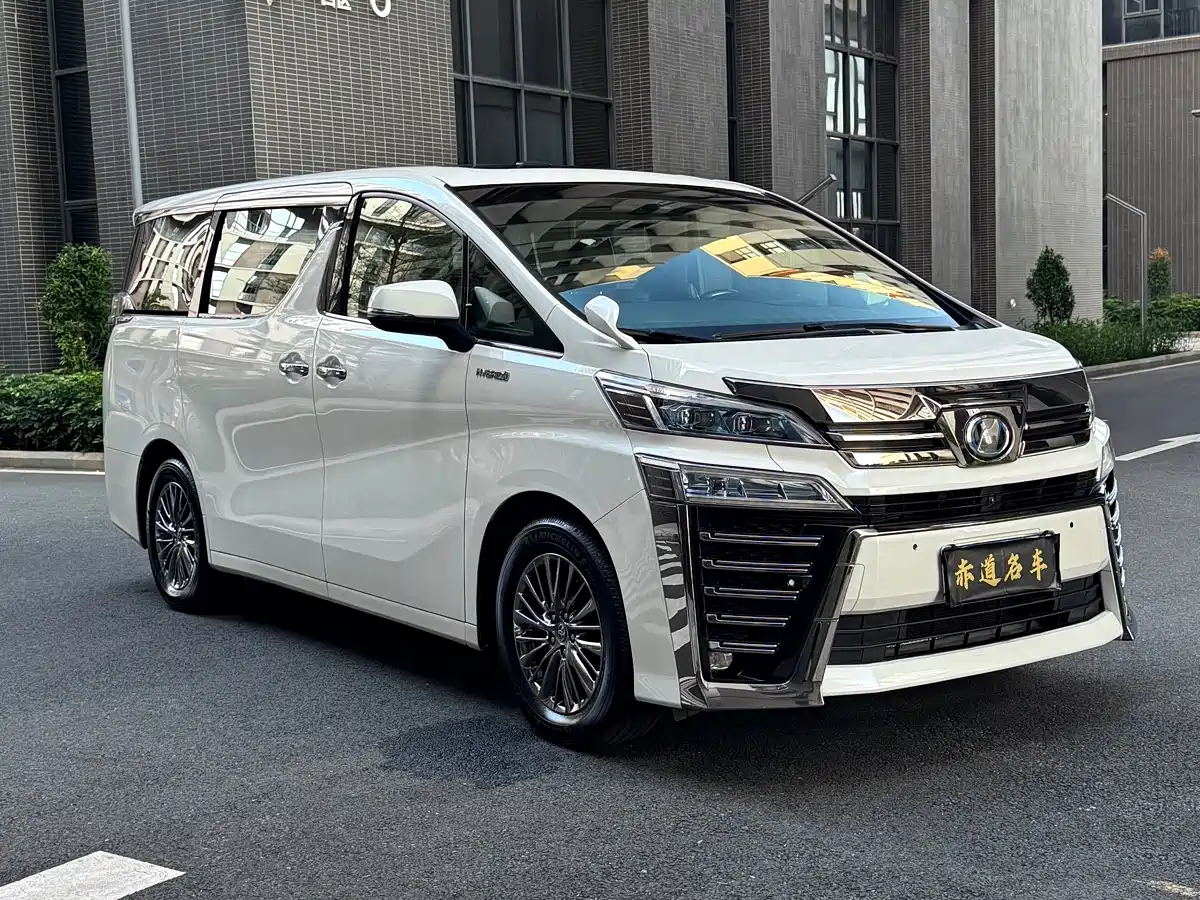Toyota Vellfire 2020 Twin Engine 2.5L HV Premium Edition фото 2
