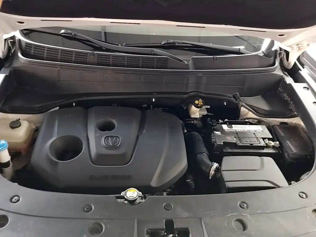 Changan CS35 PLUS 2018 2018 1.6L Automatic Smooth Connect China V