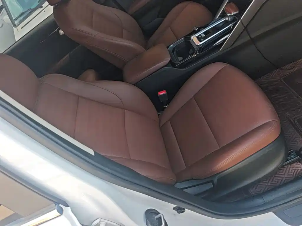 Фото 25 - Kia Sportage