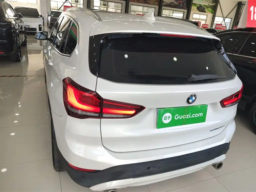 BMW X1 2022 sDrive25Li Leading фото 6
