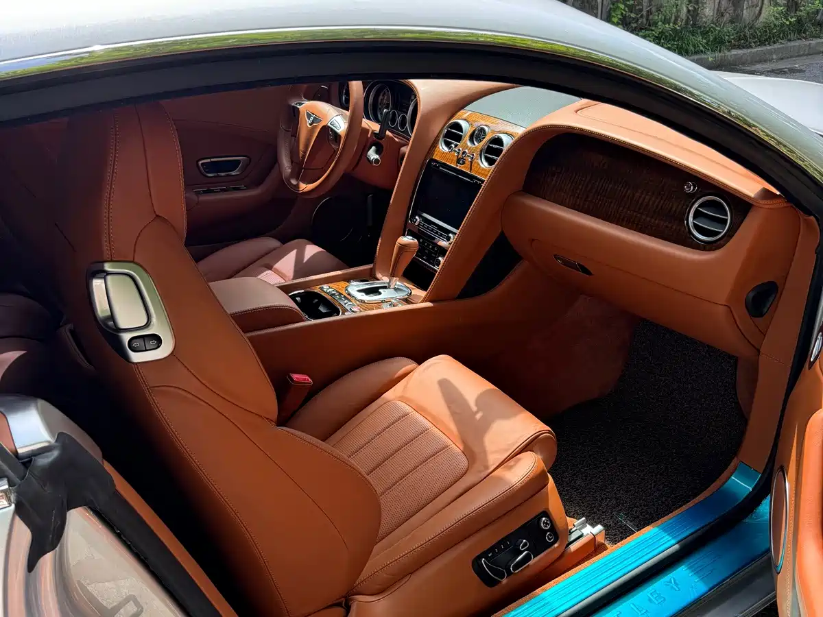 Bentley Continental 2013 2014 4.0T GT V8 S Standard