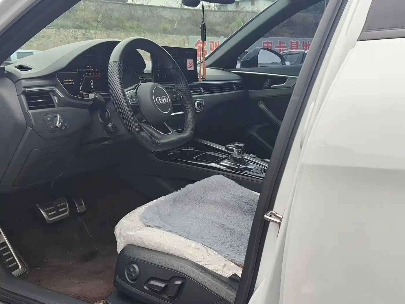 Audi A4L 2023 40 TFSI Luxury Sport фото 5