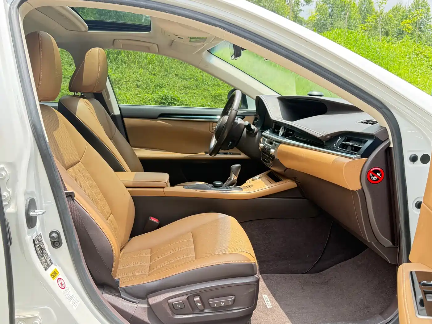 Lexus ES 2015 200 Elite Edition фото 9