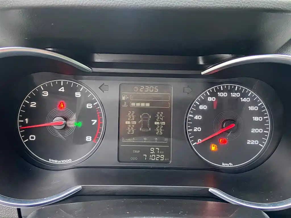 Jetour X70M 2020 2020 1.5T Manual Value Partner 6-seater