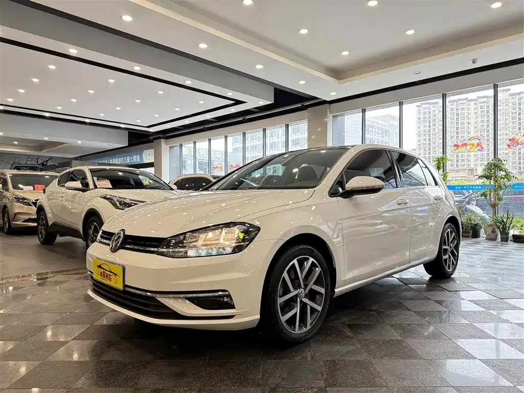 Volkswagen Golf 2018 230TSI Automatic Luxury