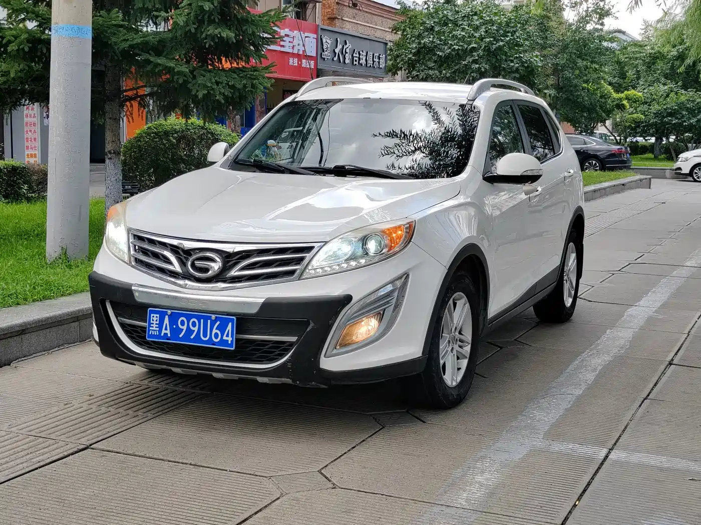 GAC Trumpchi Trumpchi GS5 2015 2014 2.0L Automatic 2WD Premium Edition