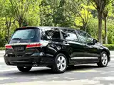 Фото 4 - Honda Odyssey