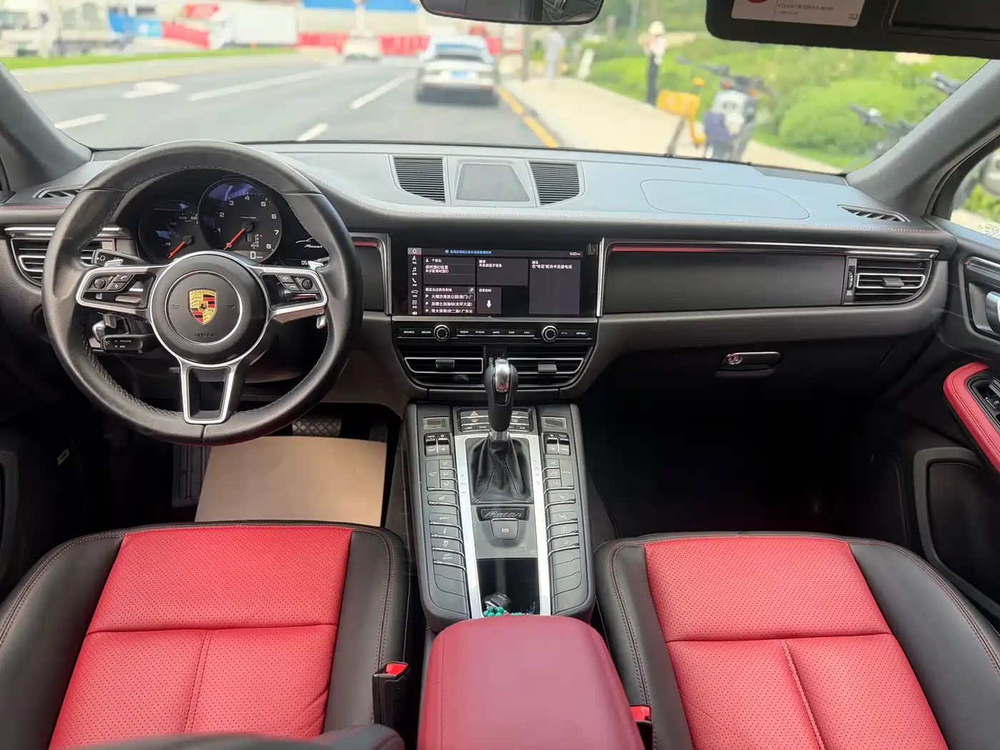 Porsche Macan 2022 Macan 2.0T фото 13