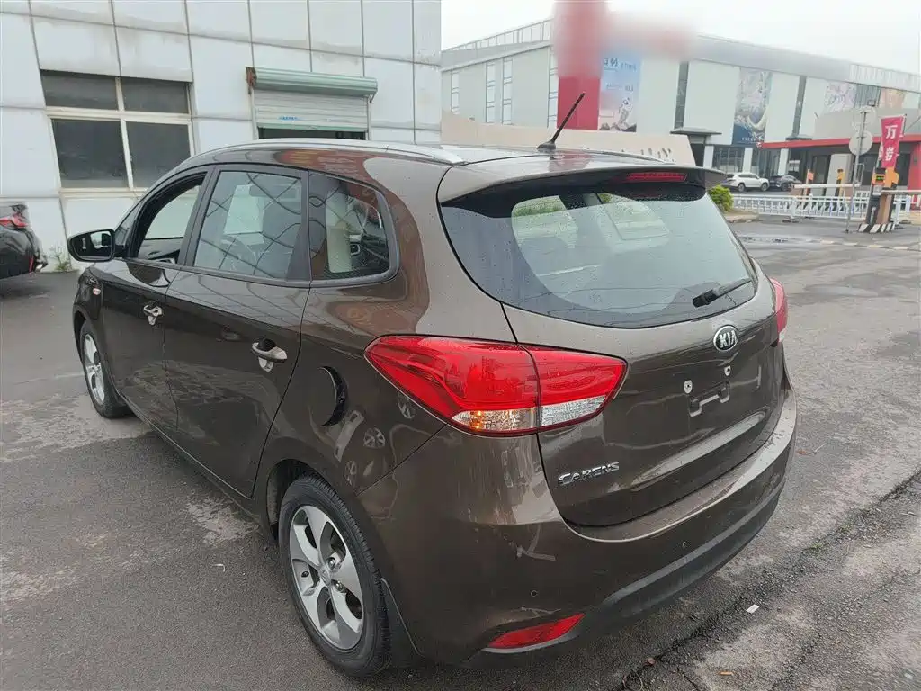Kia Carens 2013 2.0L 5-seat Auto Standard (China V) фото 5