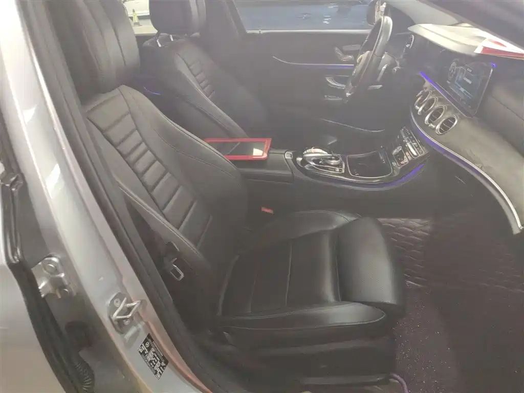 Mercedes-Benz E-Class 2017 E 200 L Sport 4MATIC фото 20