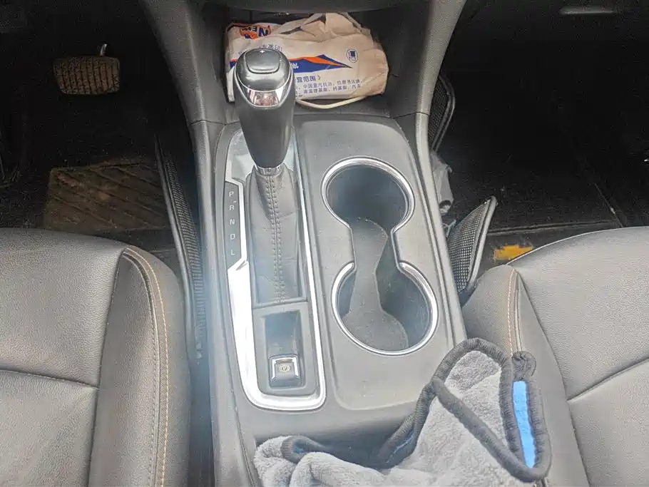 Chevrolet Equinox 2019 535T Auto Control Edition China V фото 16