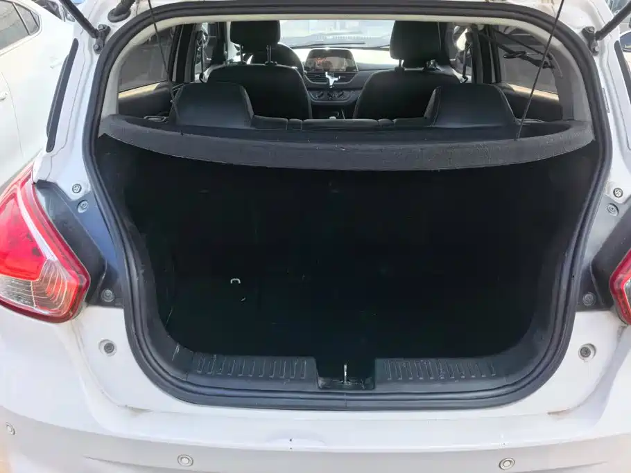 Baojun 310 2017 2016 1.2L Manual Comfort Model