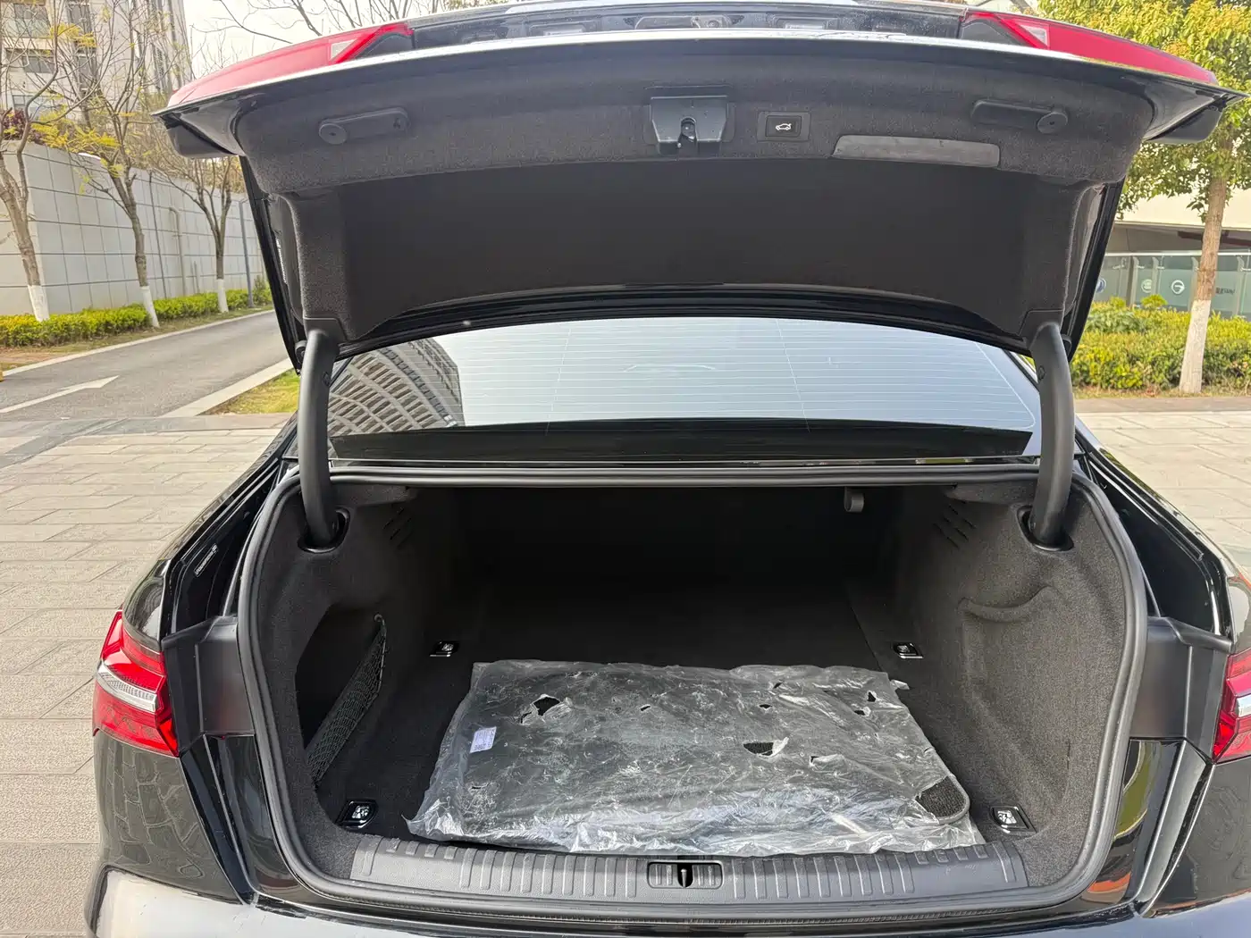 Audi A6L 2023 40 TFSI Luxury Dynamic фото 40