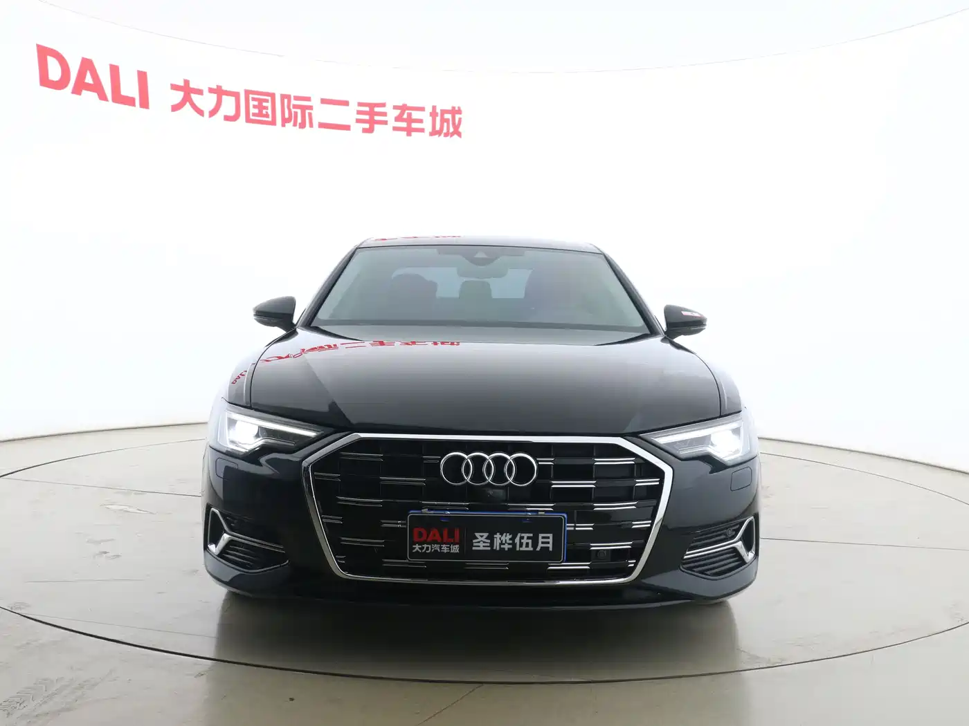 Audi A6L 2023 Facelift 45 TFSI Premium Elegance фото 2