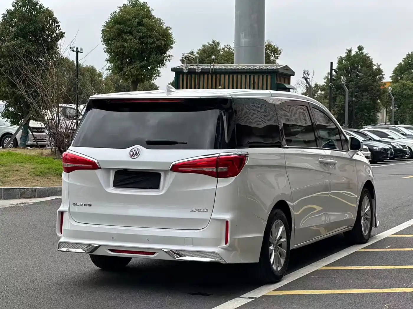 Buick GL8 2018 ES 28T Comfort Type China VI фото 13