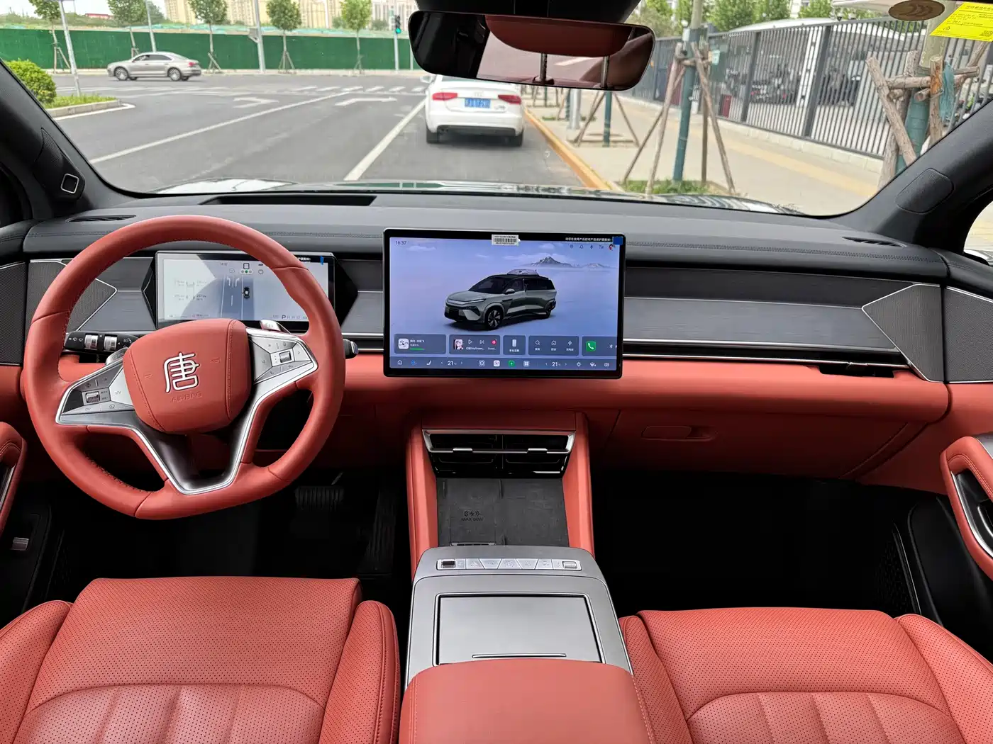 BYD Tang L 2025 DM 175KM Drone Player Edition фото 14