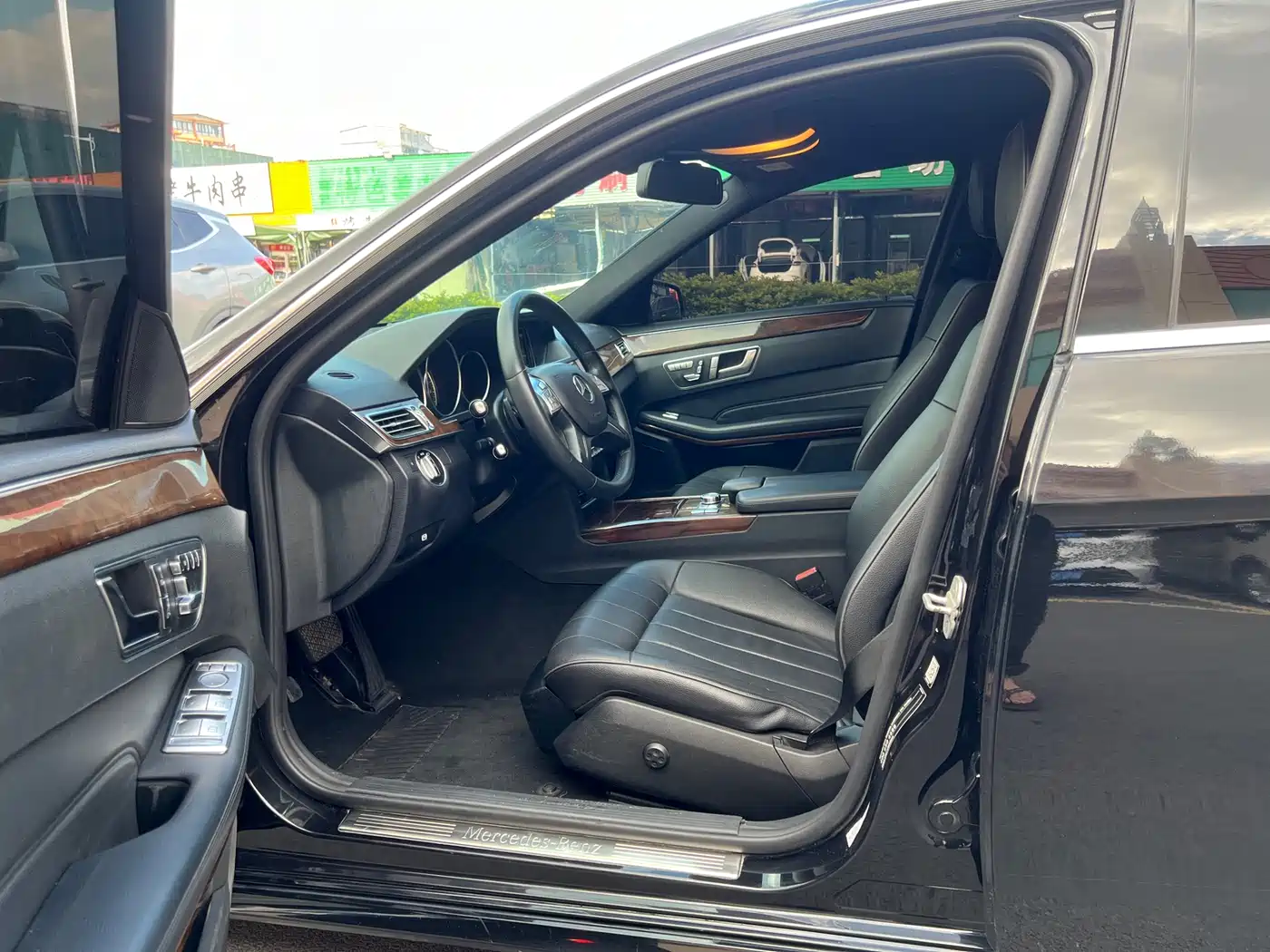 Mercedes-Benz E-Class 2015 E 260 L фото 8