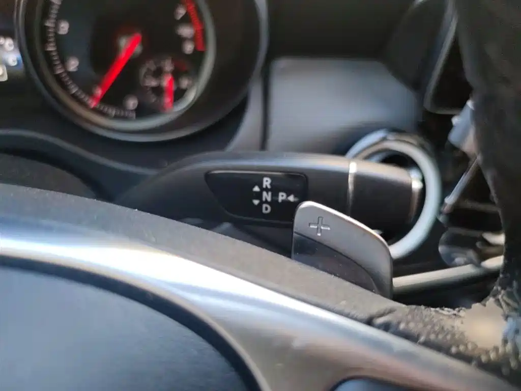 Mercedes-Benz GLA 2019 GLA 200 Dynamic фото 7