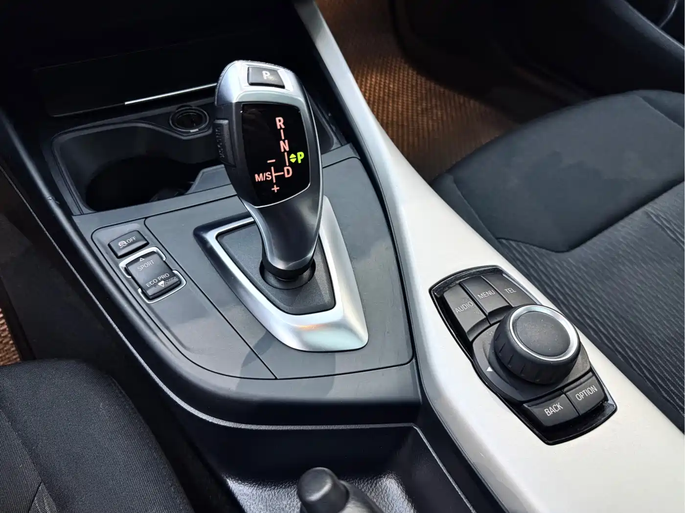 BMW 1 Series (Import) 2015 120i Leading фото 16