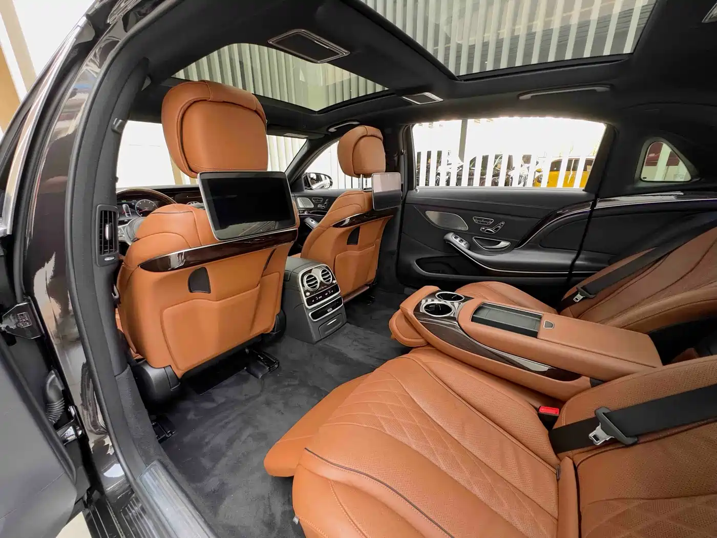 Mercedes-Benz Maybach S-Class 2020 S 450 4MATIC Collector's Edition фото 22