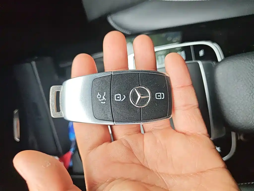 Mercedes-Benz A-Class 2019 Facelift A 200 L Sports Sedan фото 12