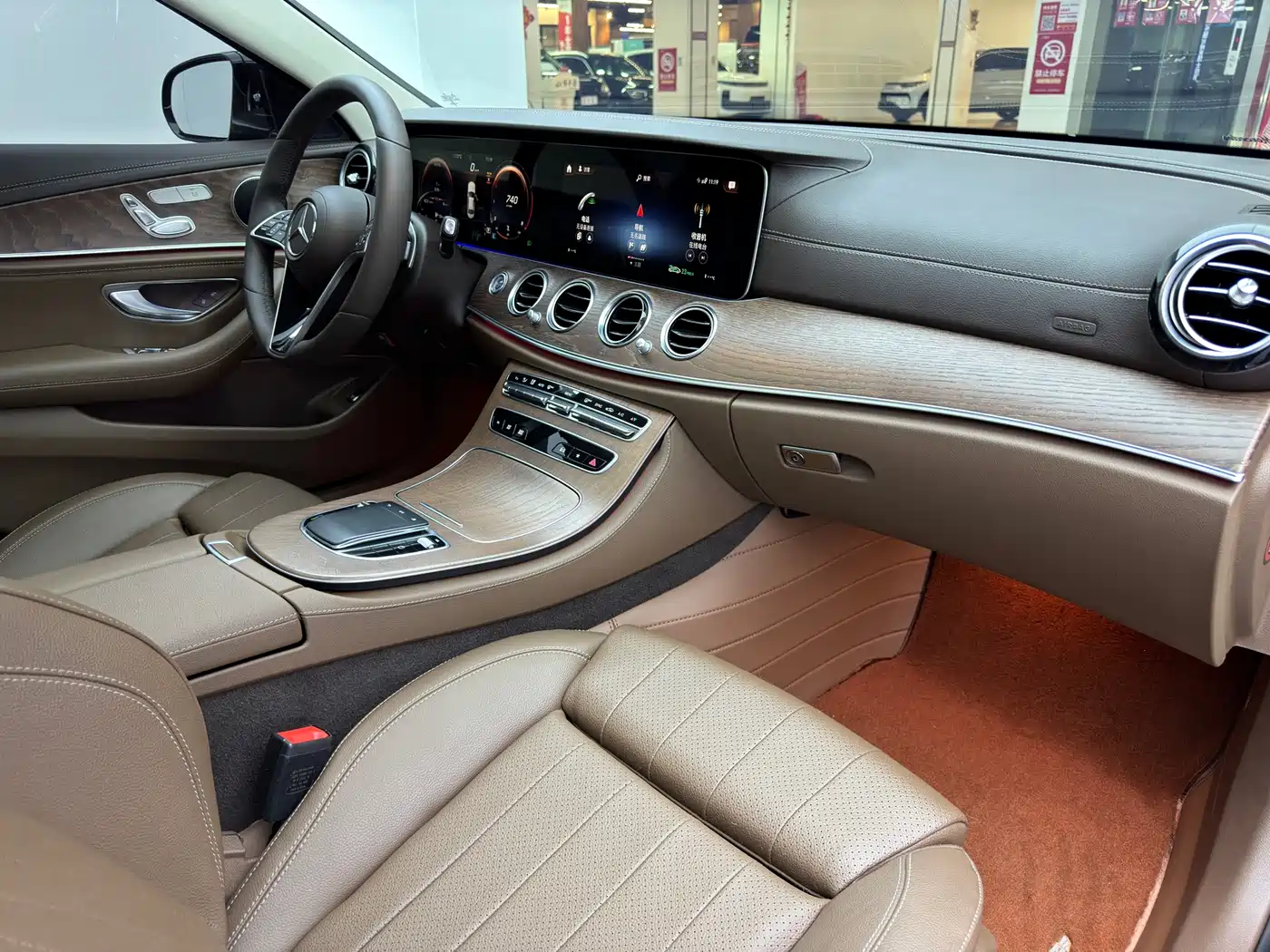 Mercedes-Benz E-Class 2022 E 260 L фото 15