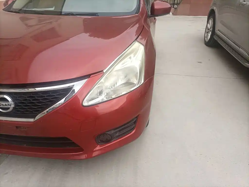 Photo 24 - Nissan Tiida
