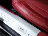 Фото 26 - Aston Martin DB11