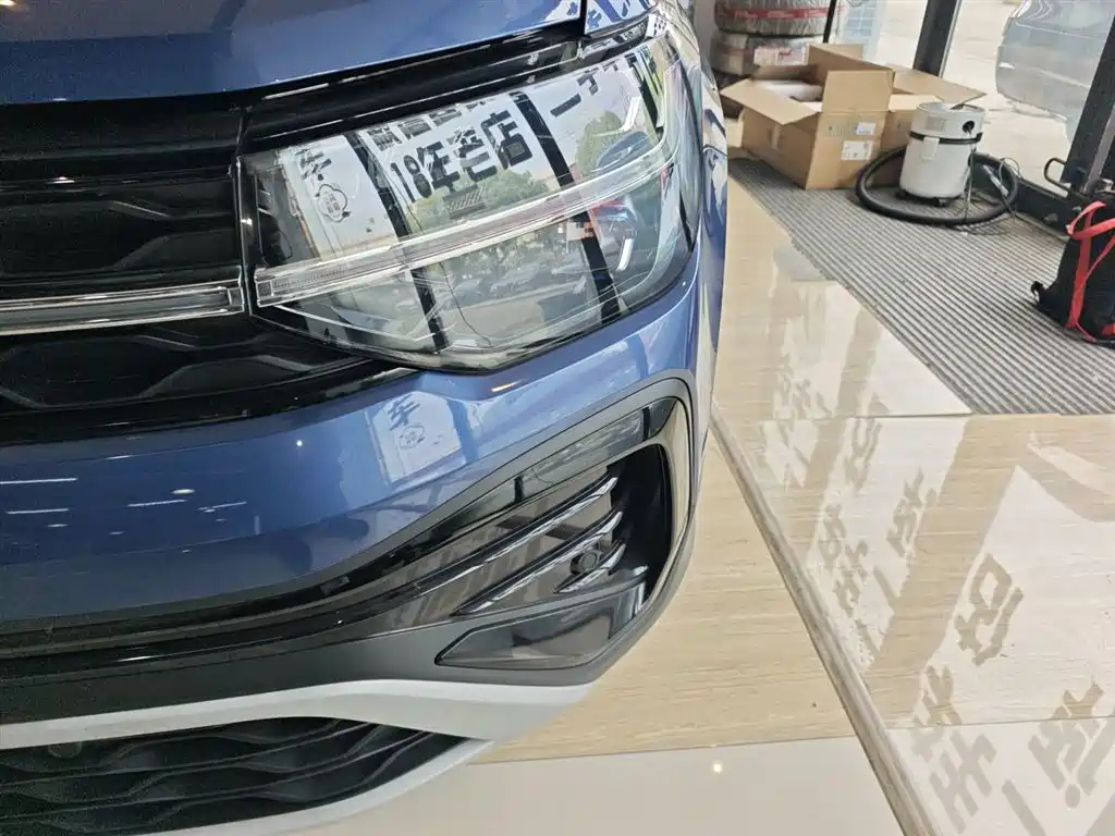 Volkswagen Tharu 2023 330TSI 4WD Moon Premium Edition фото 24