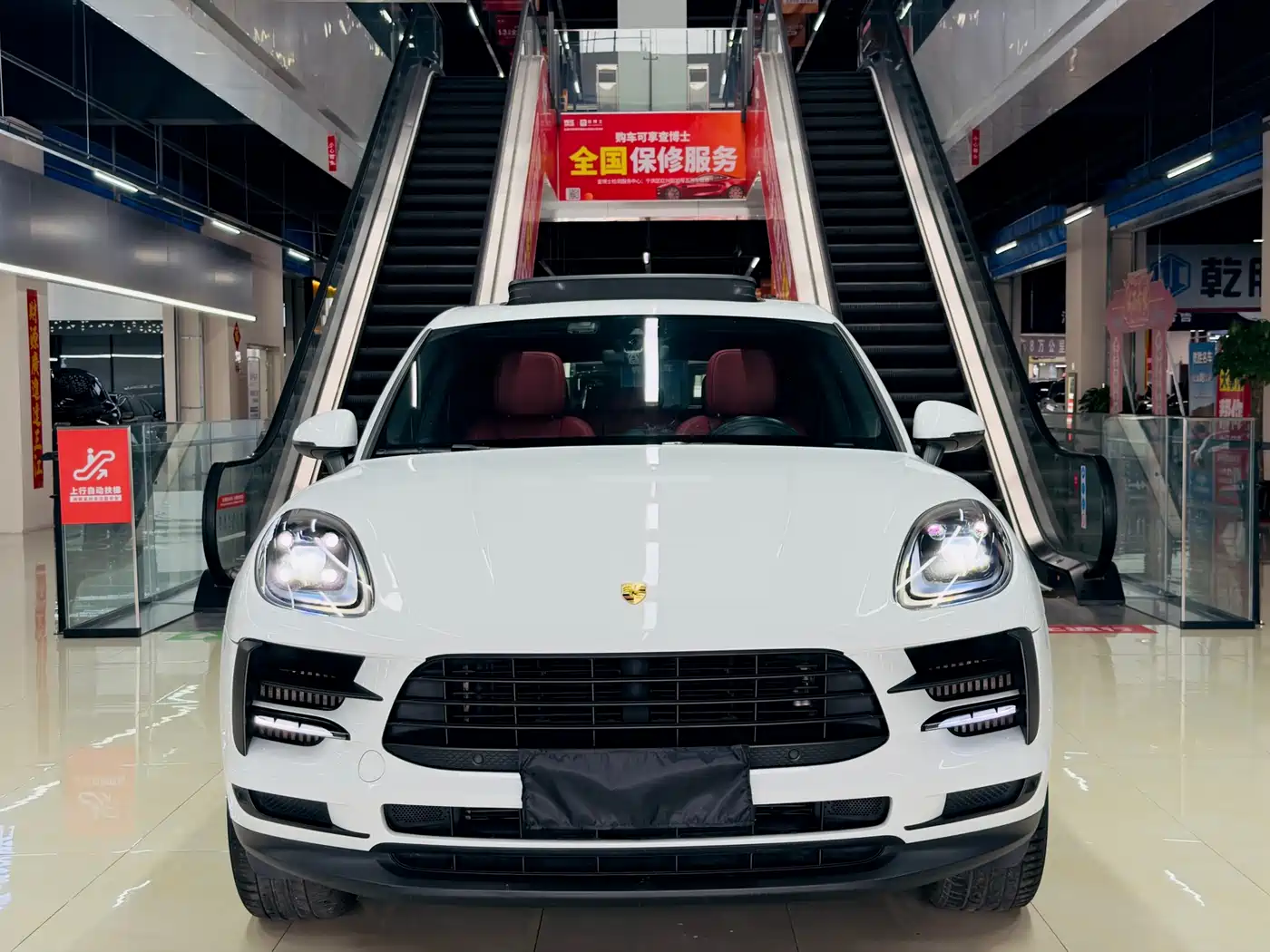 Porsche Macan 2020 Macan S 3.0T фото 2
