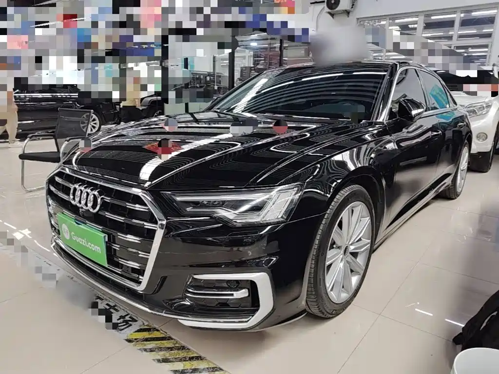 Фото 1 - Audi A6L