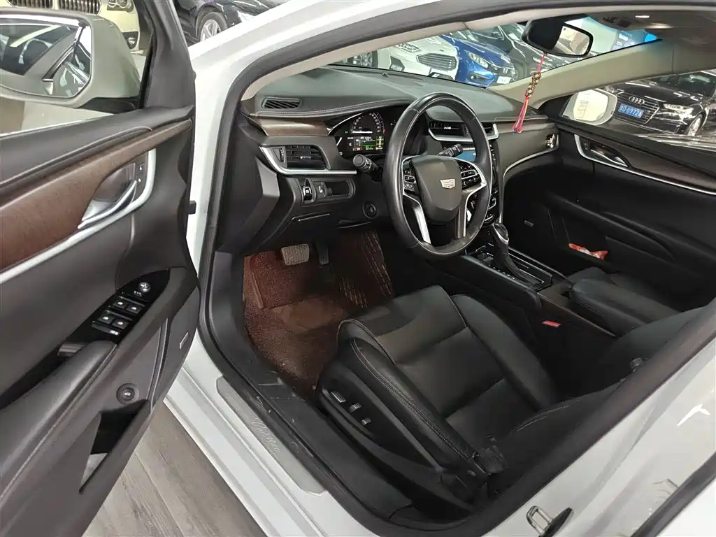 Cadillac XTS 2018 28T Elite фото 17