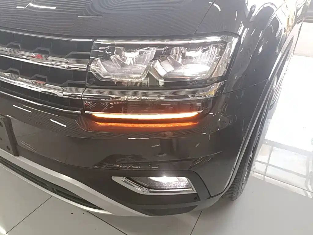 Фото 24 - Volkswagen Teramont