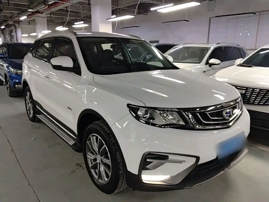 Фото 4 - Geely Boyue