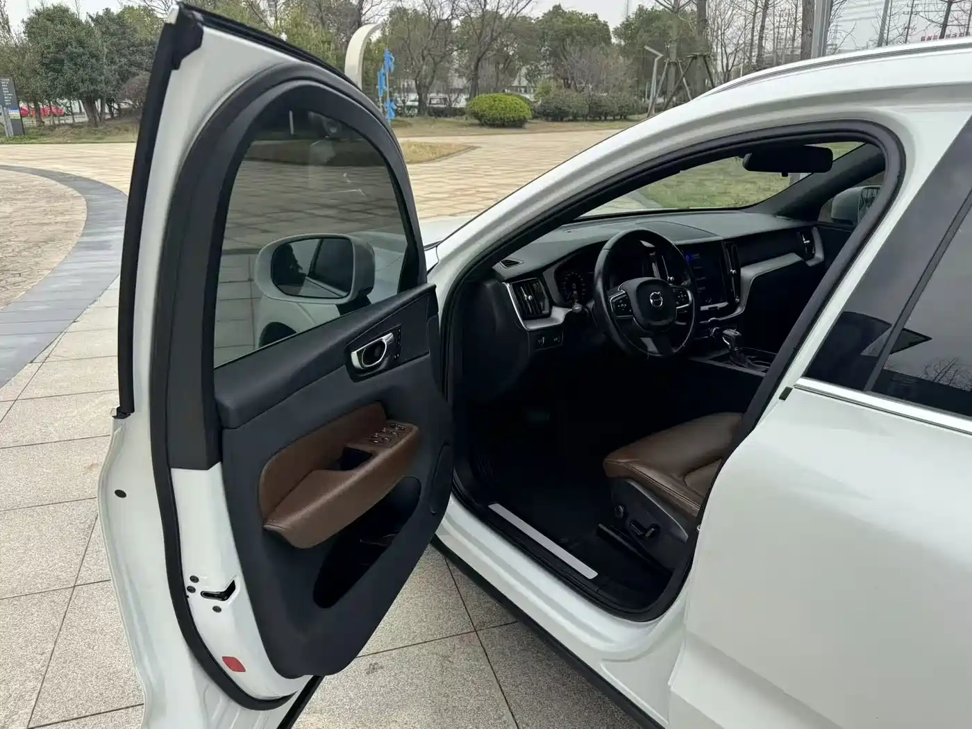 Фото 27 - Volvo XC60