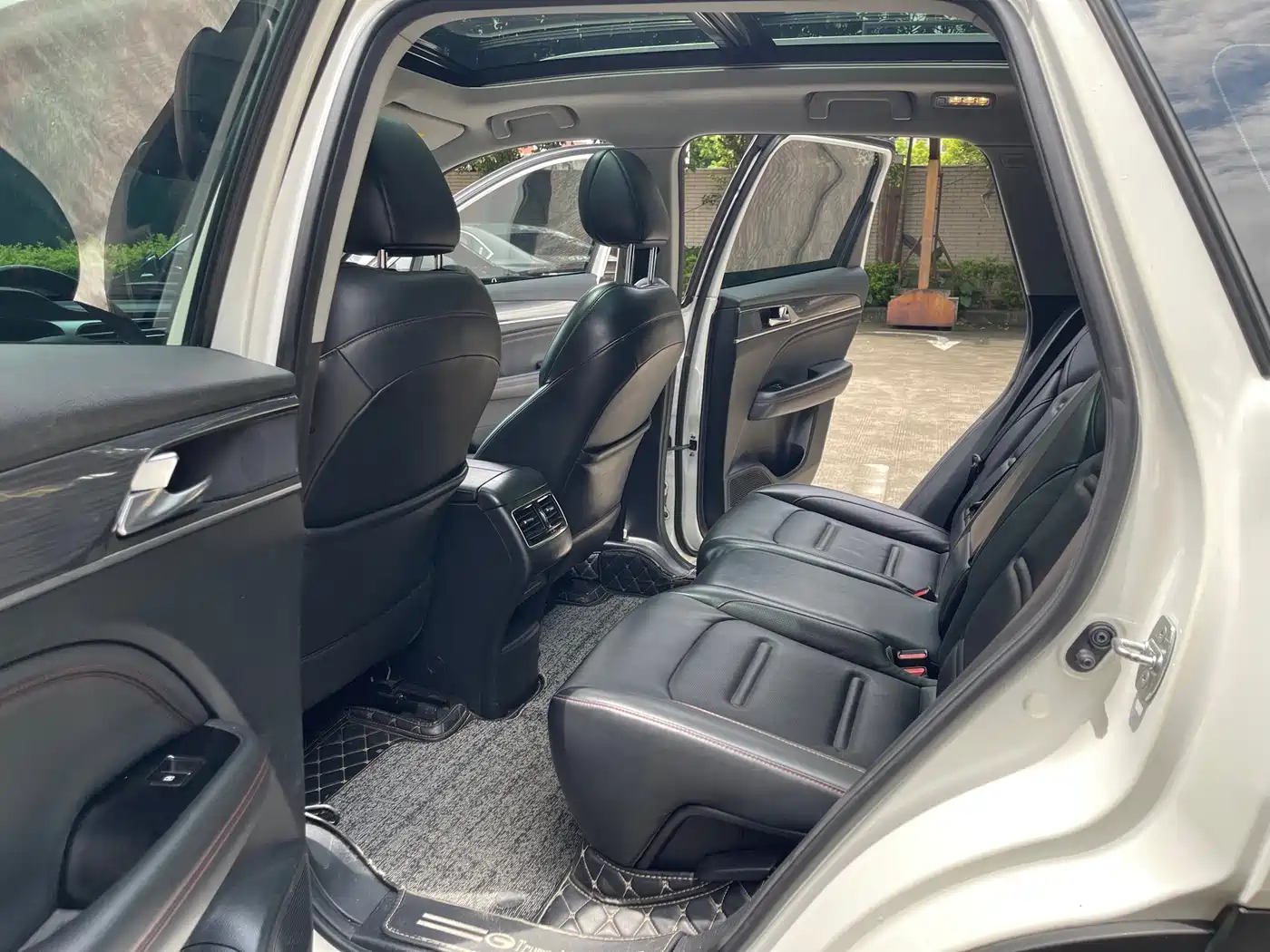 GAC Trumpchi Trumpchi GS4 PLUS 2021 2021 270T Automatic Starlight Edition