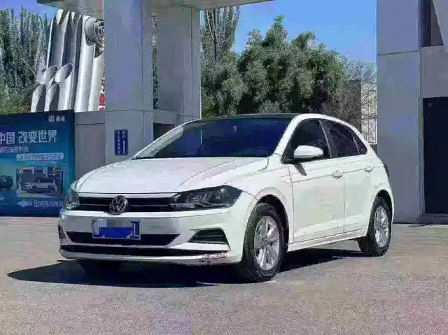 Volkswagen Polo Plus 1.5L, автомат, Panoramic Enjoy