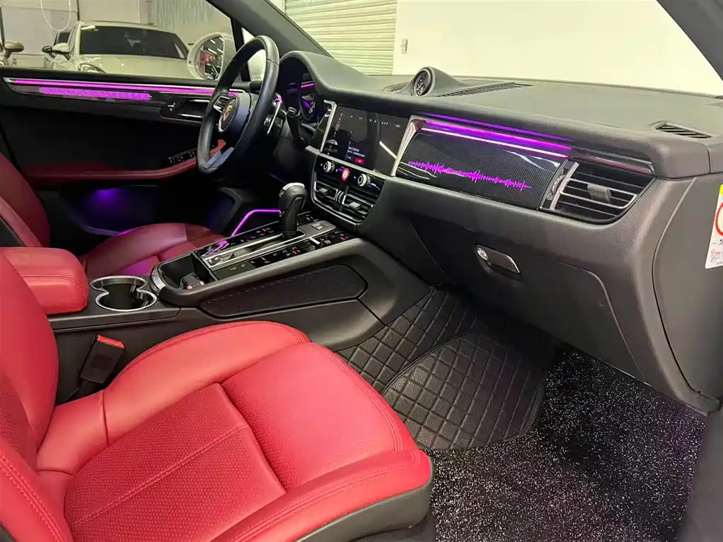 Porsche Macan 2023 Macan 2.0T фото 11