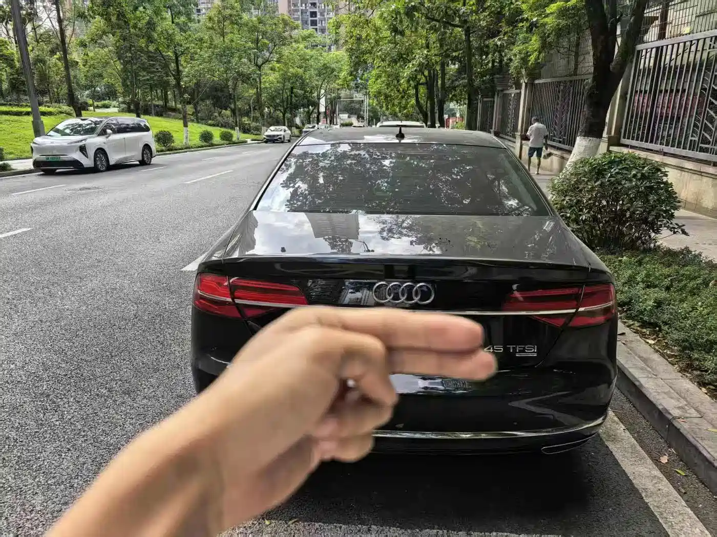 Audi A8 2016 A8L 45 TFSI quattro Luxury фото 4