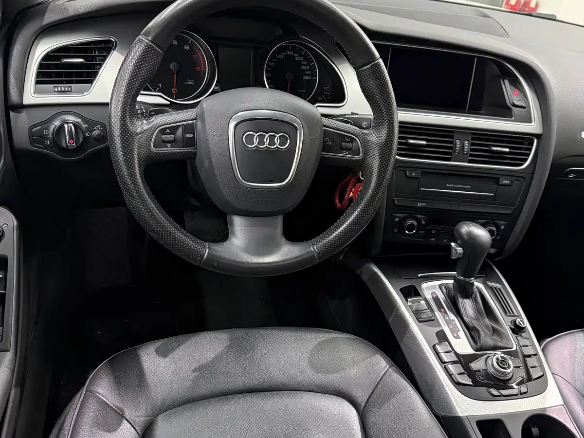 Audi A5 (Import) 2011 2010 2.0TFSI Sportback Comfort