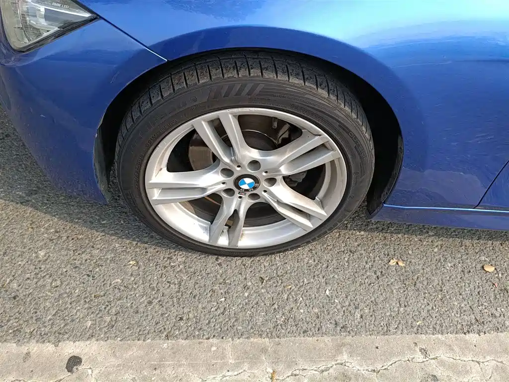 BMW 3 Series 2017 320i M Sport фото 23