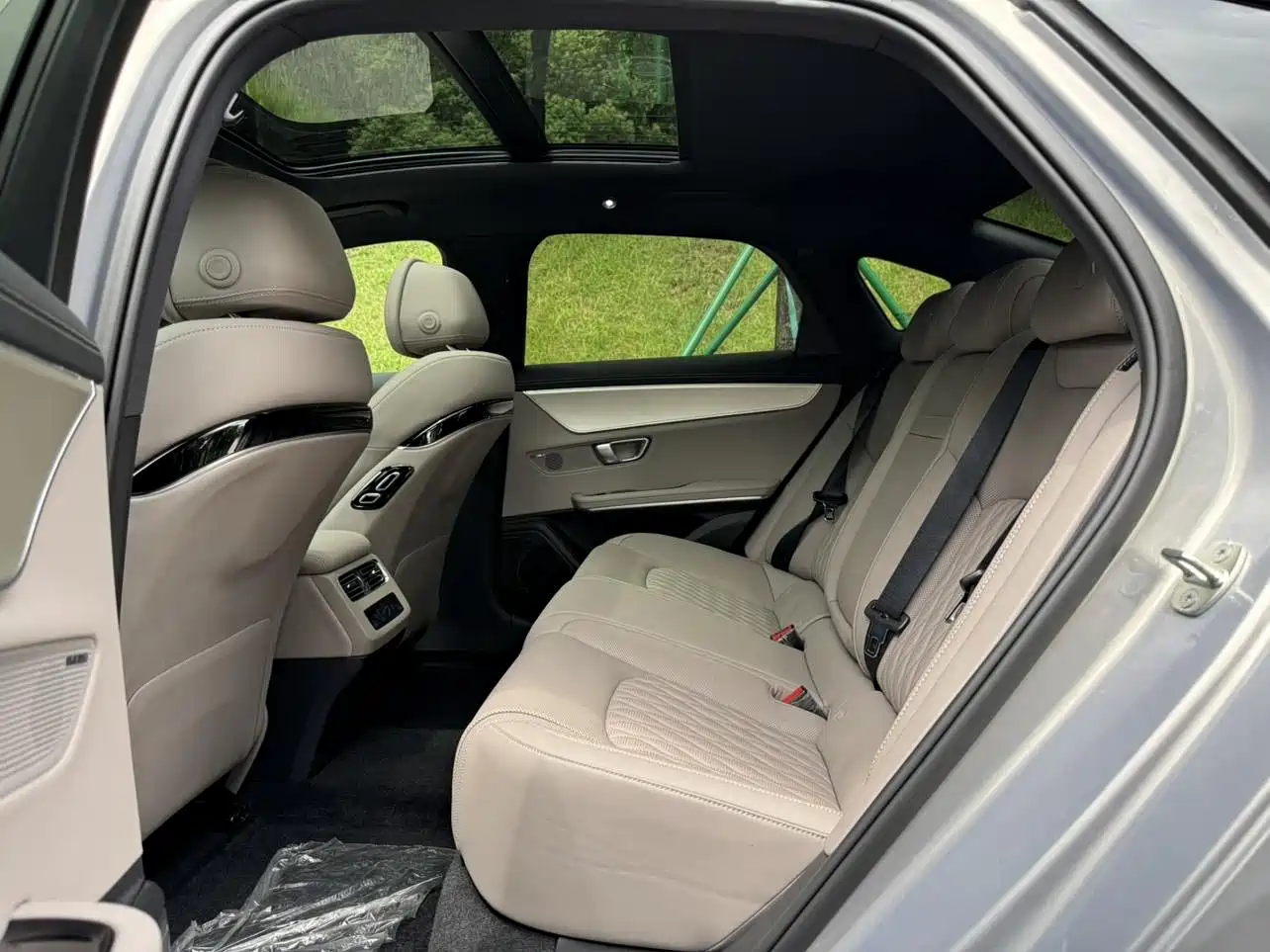 BYD Han 2026 2026 EV Intelligent Driving Edition 635KM LiDAR Flagship