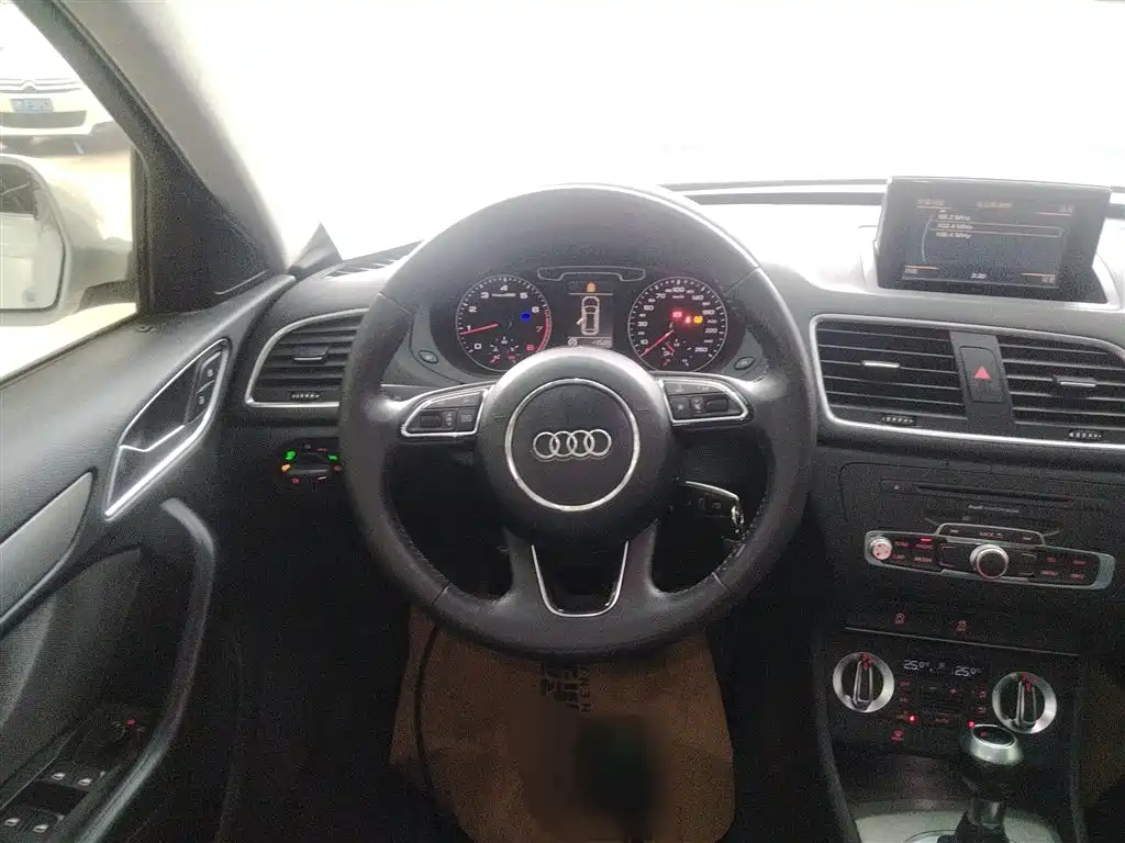 Audi Q3 2015 35 TFSI Progressive фото 7