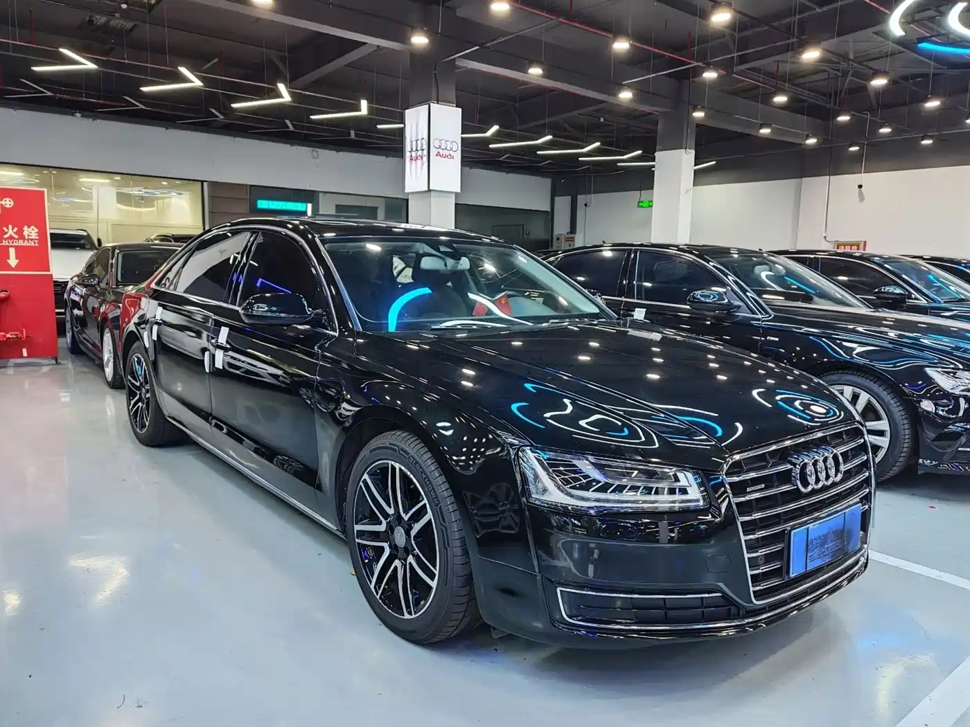 Audi A8 2017 A8L 45 TFSI quattro Comfort фото 3