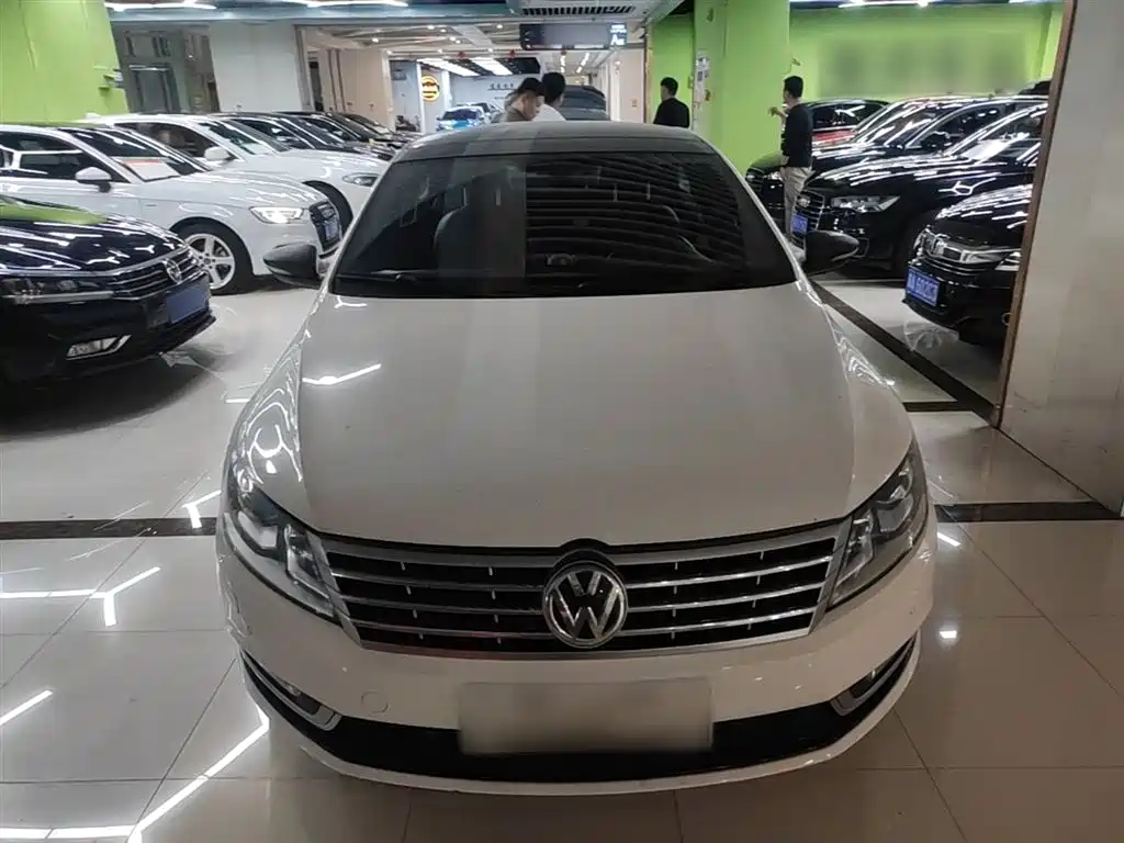 Volkswagen FAW-Volkswagen CC 2016 Model 1.8TSI Premium фото 3