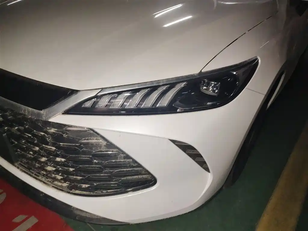 BYD Qin PLUS 2026 DM-i Smart Edition 128KM Progressive фото 18