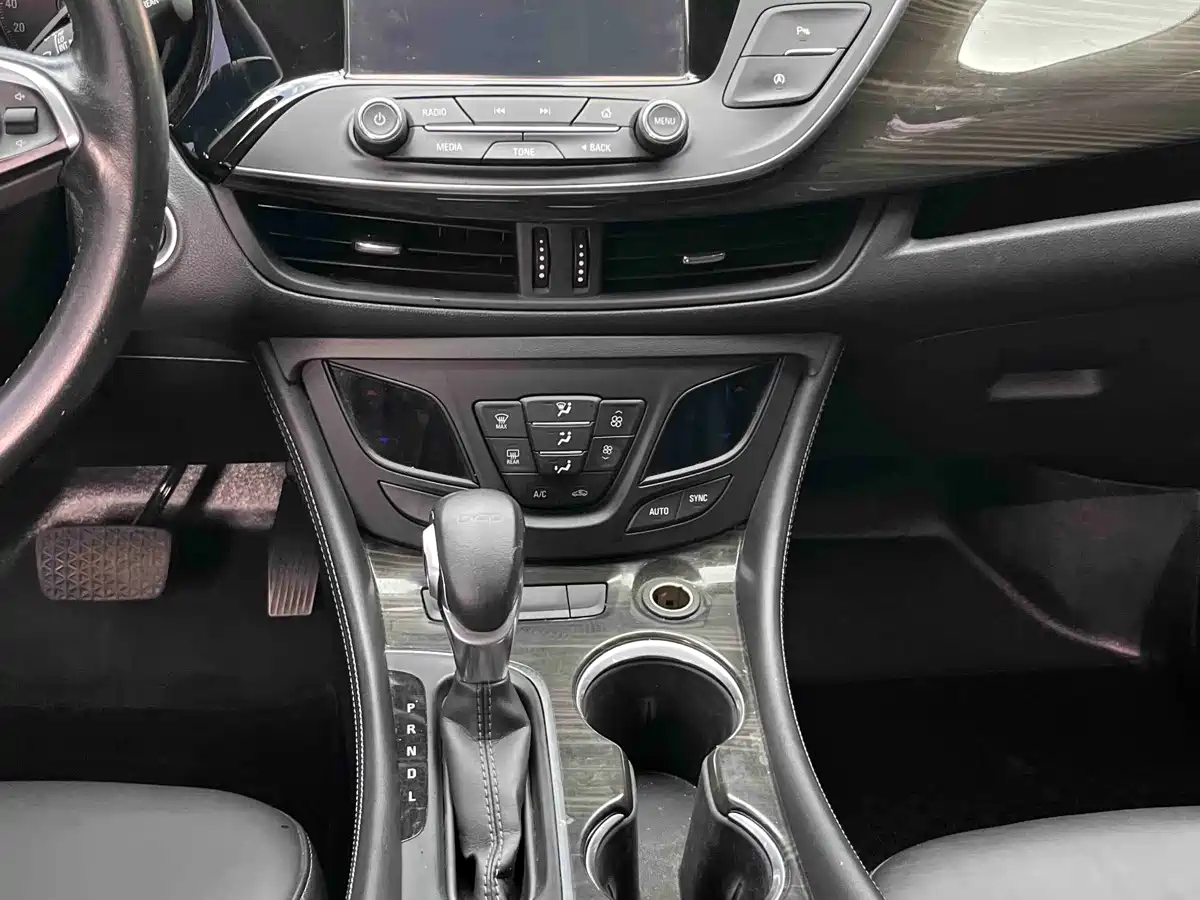 Фото 20 - Buick Envision Plus